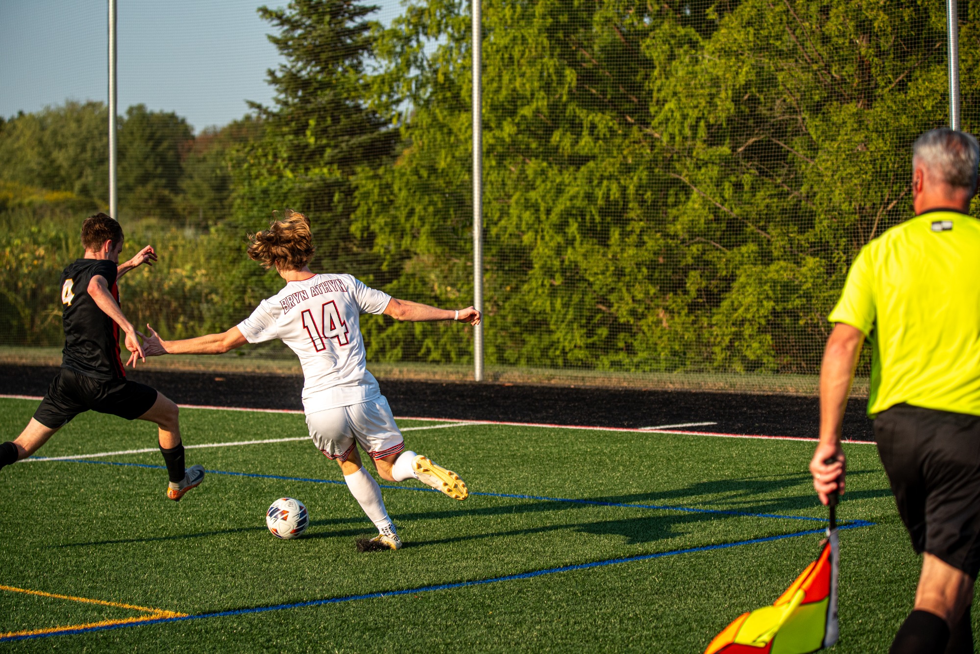 Men's soccer competes against Wilson