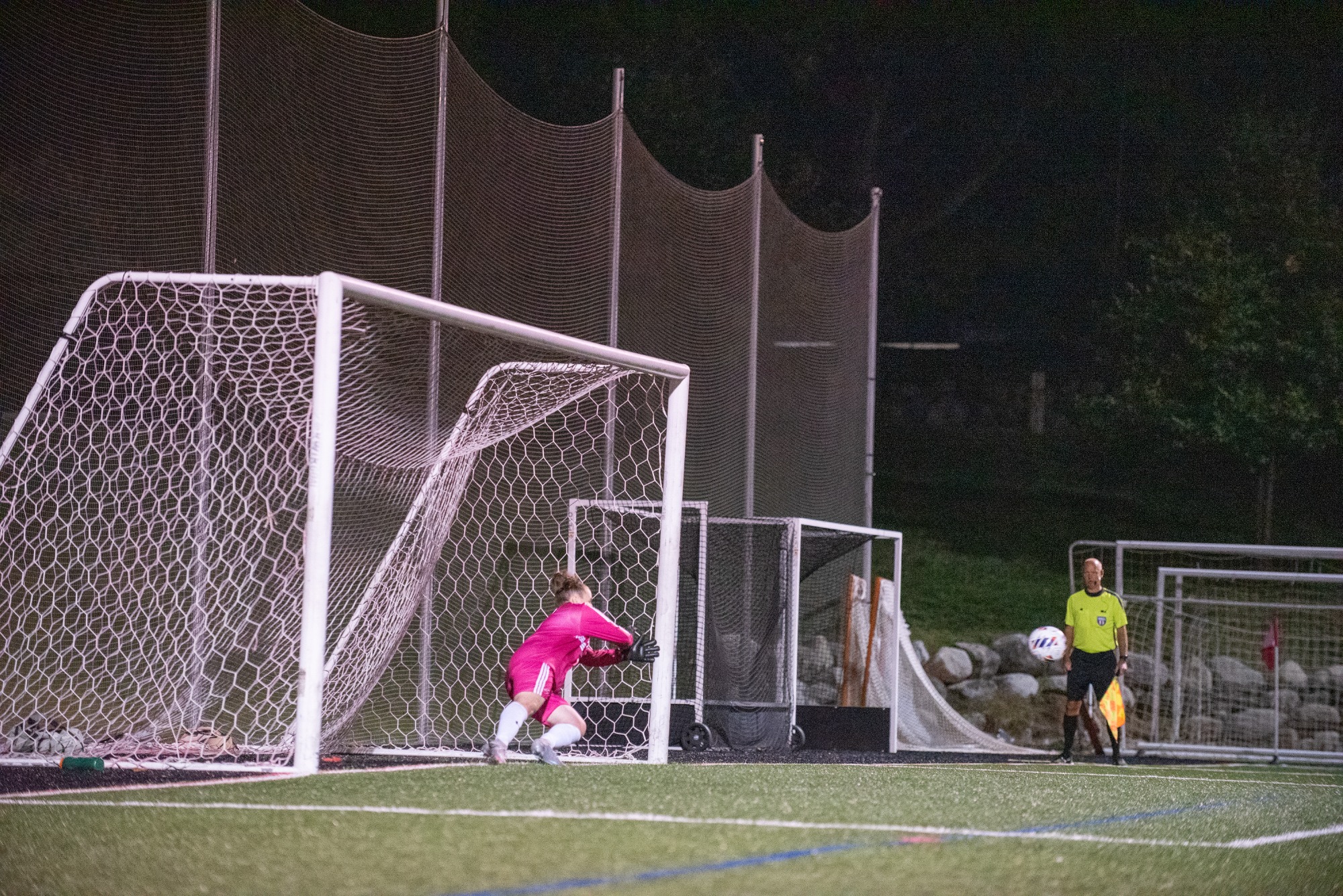 Women's soccer outdone by Abington in Battle of the Lions