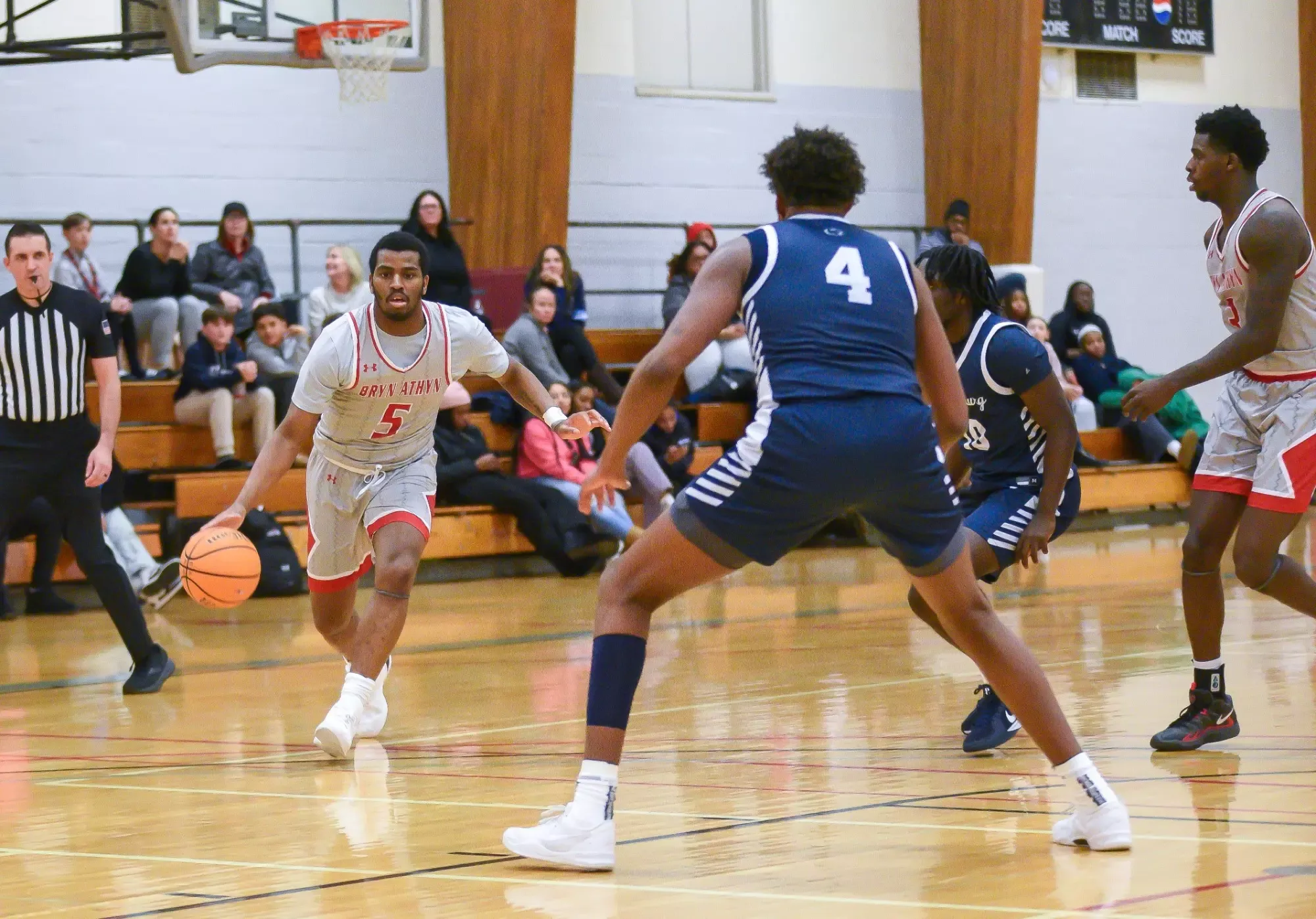 Men's Basketball breeze by Penn State Berks