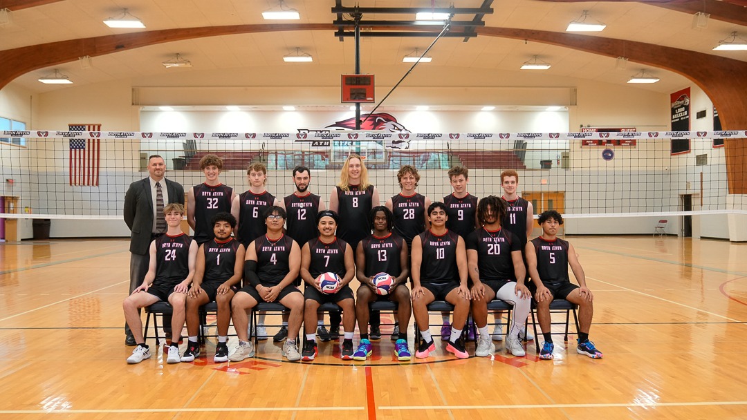 Men's Volleyball kicks off their season